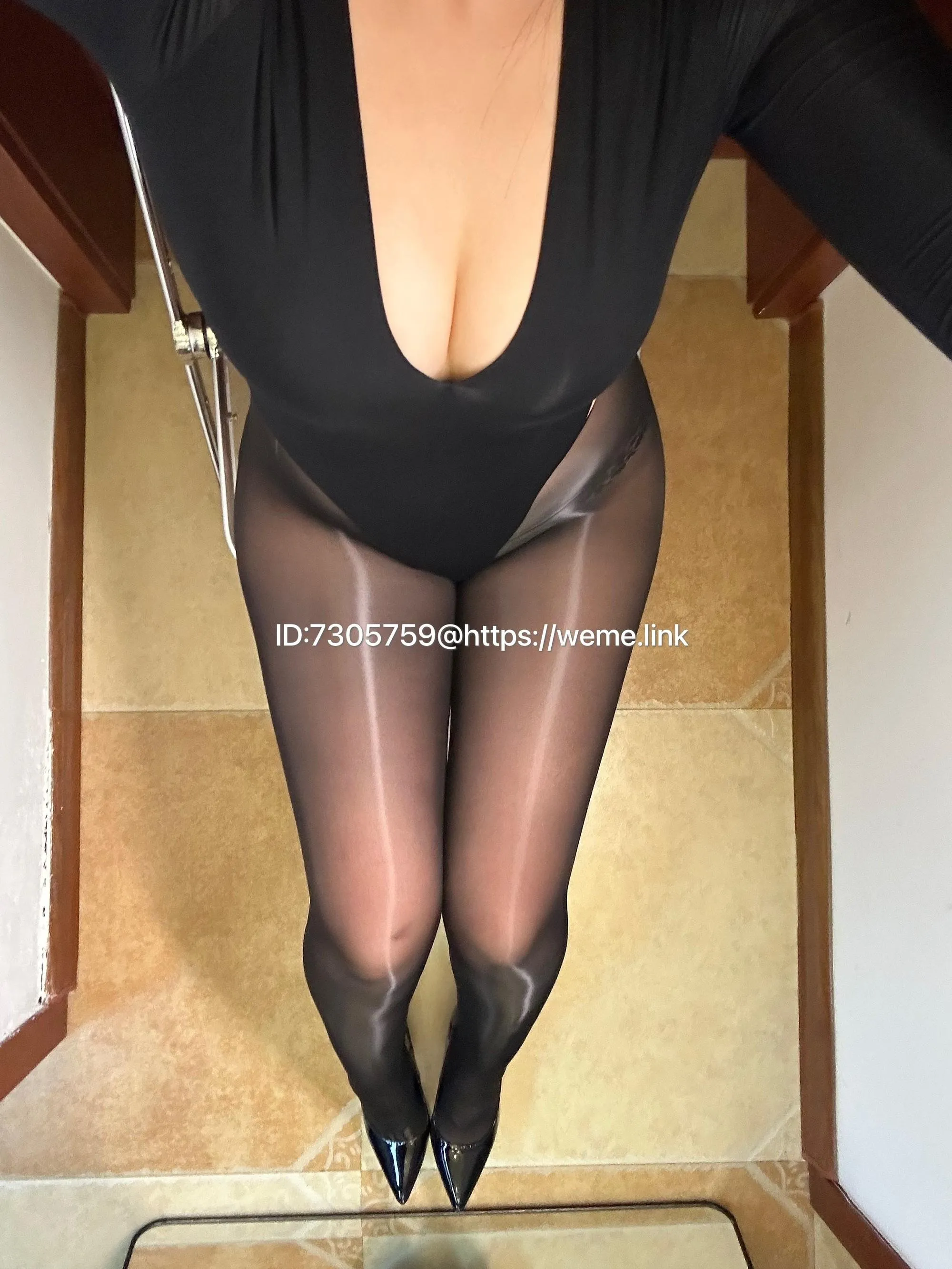 美邵女Baby – NO.008 黑丝玉足 [63P]插图8